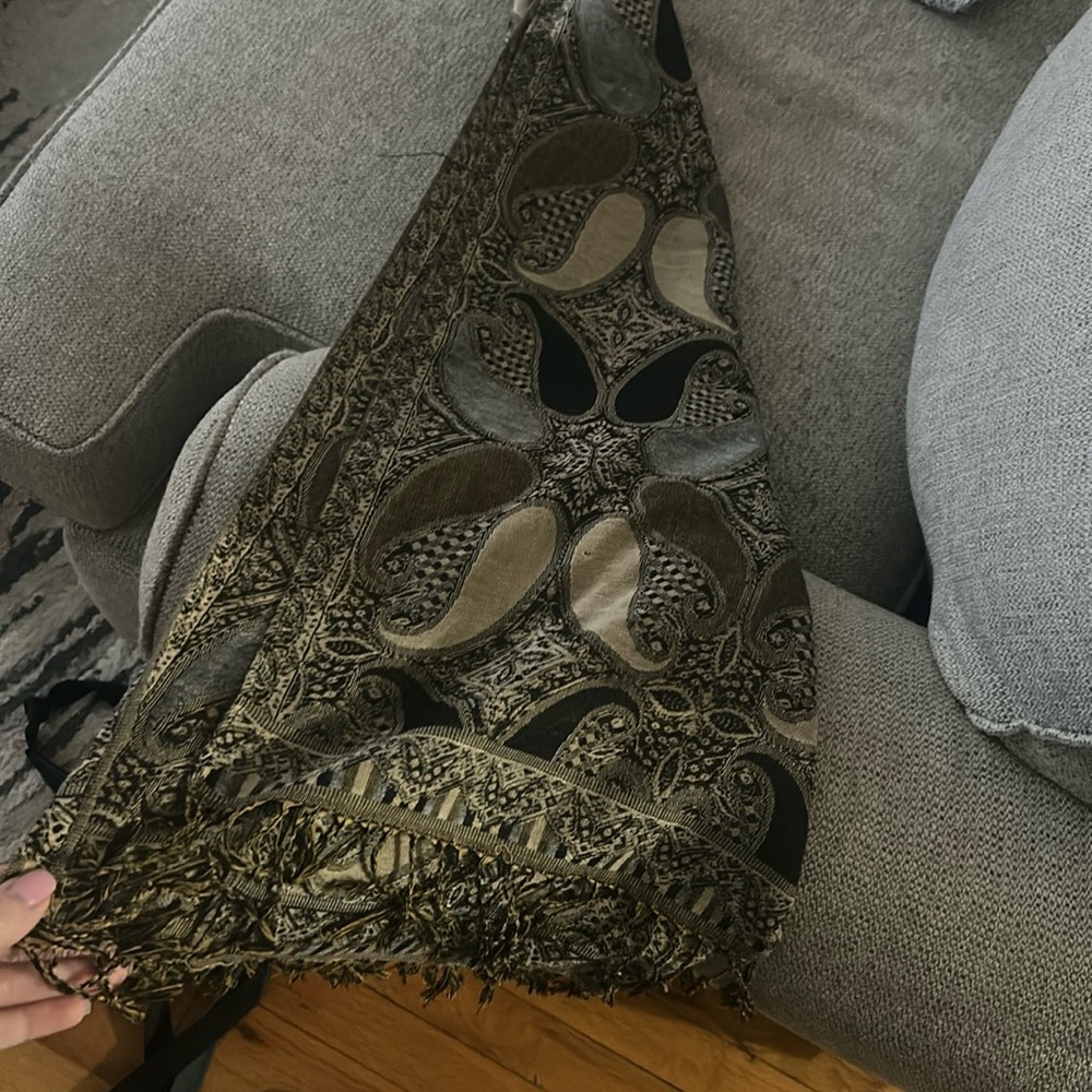 Italian scarf